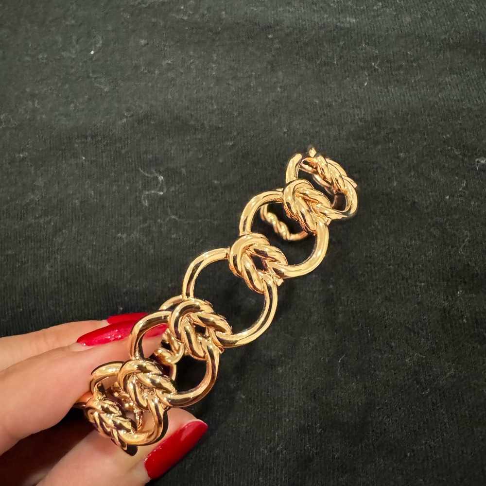 Elegant Gold Link Bangle Bracelet